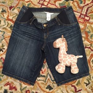 Maternity Shorts in Size S By Liz Lange for Target